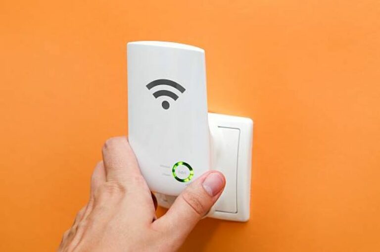 Wi-Fi-Extender in een Stopcontact